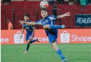 PANAS! PSIM Jogja Libas Persik 2-1 di Tengah Drama 2 Kartu Merah, Laskar Mataram Melaju Ganas ke Puncak Klasemen!