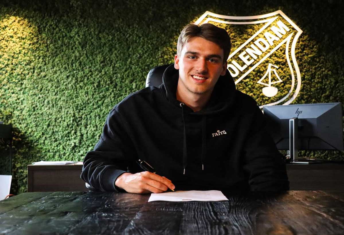 Persija incar Mauro Zijlstra