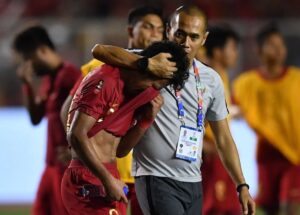 Indonesia Tumbang dari Malaysia di Piala AFF U-17, Kurniawan Dwi Yulianto Pasang Badan